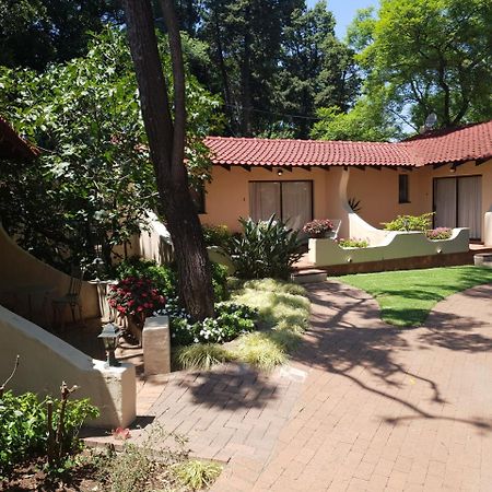 Villa Botanica Guest House Midrand Bagian luar foto