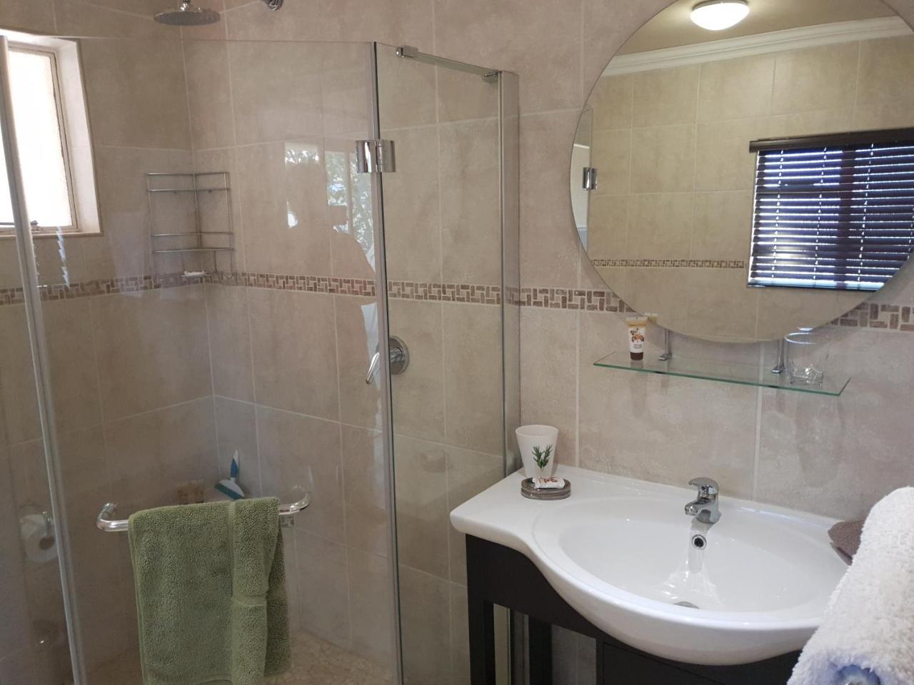 Villa Botanica Guest House Midrand Bagian luar foto